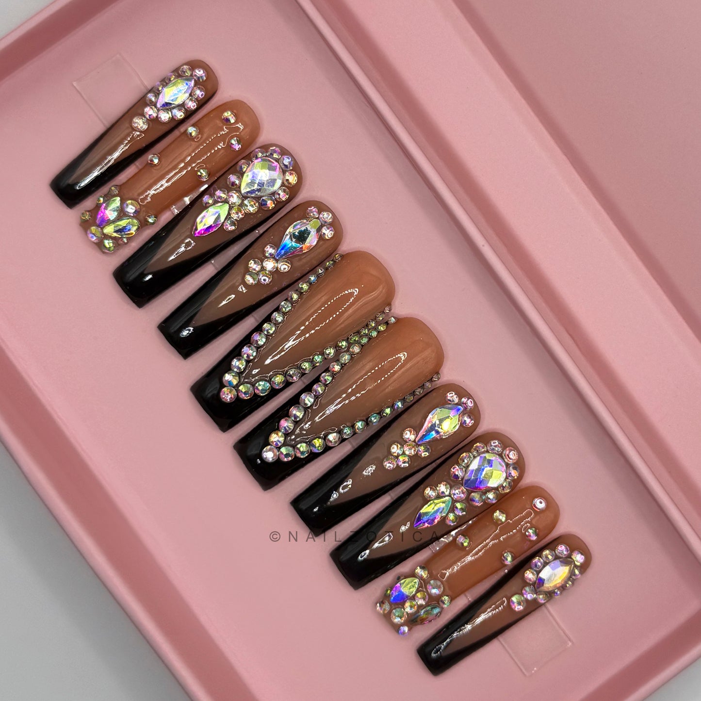 Nailzotica French Tip Reusable Acrylic Gel UV High Quality Handmade Luxury Press On Nails
