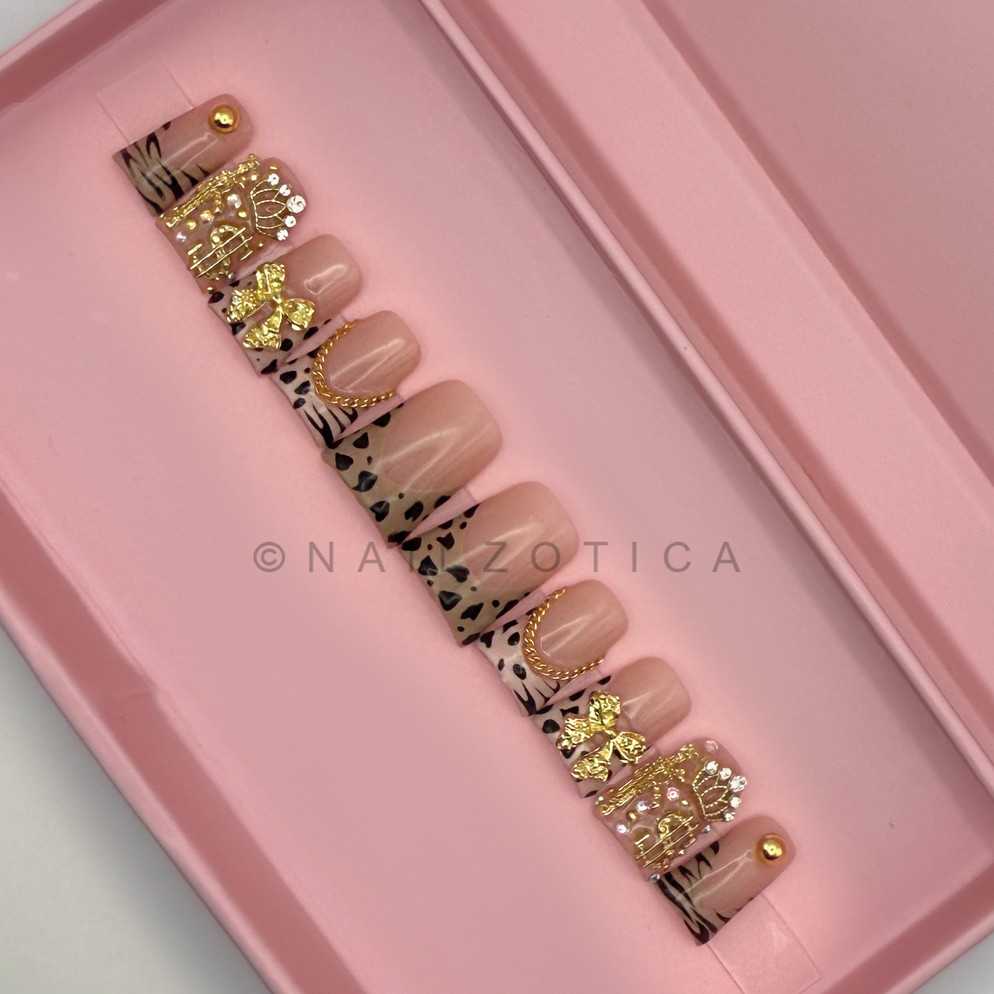Nailzotica Bow Charm Reusable Acrylic Gel UV High Quality Handmade Luxury Press On Nails