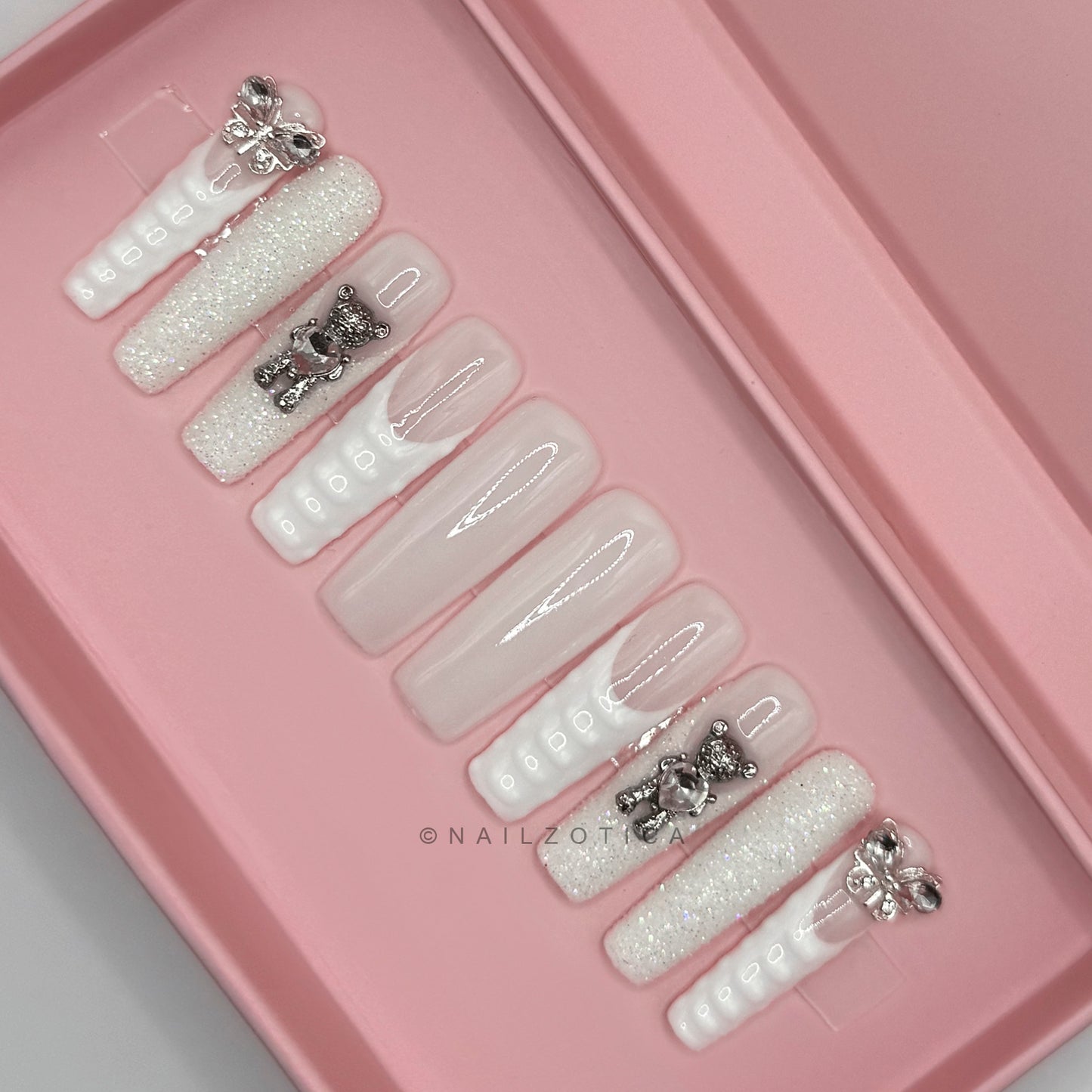 Nailzotica Medium Length Reusable Acrylic Gel UV High Quality Handmade Luxury Press On Nails