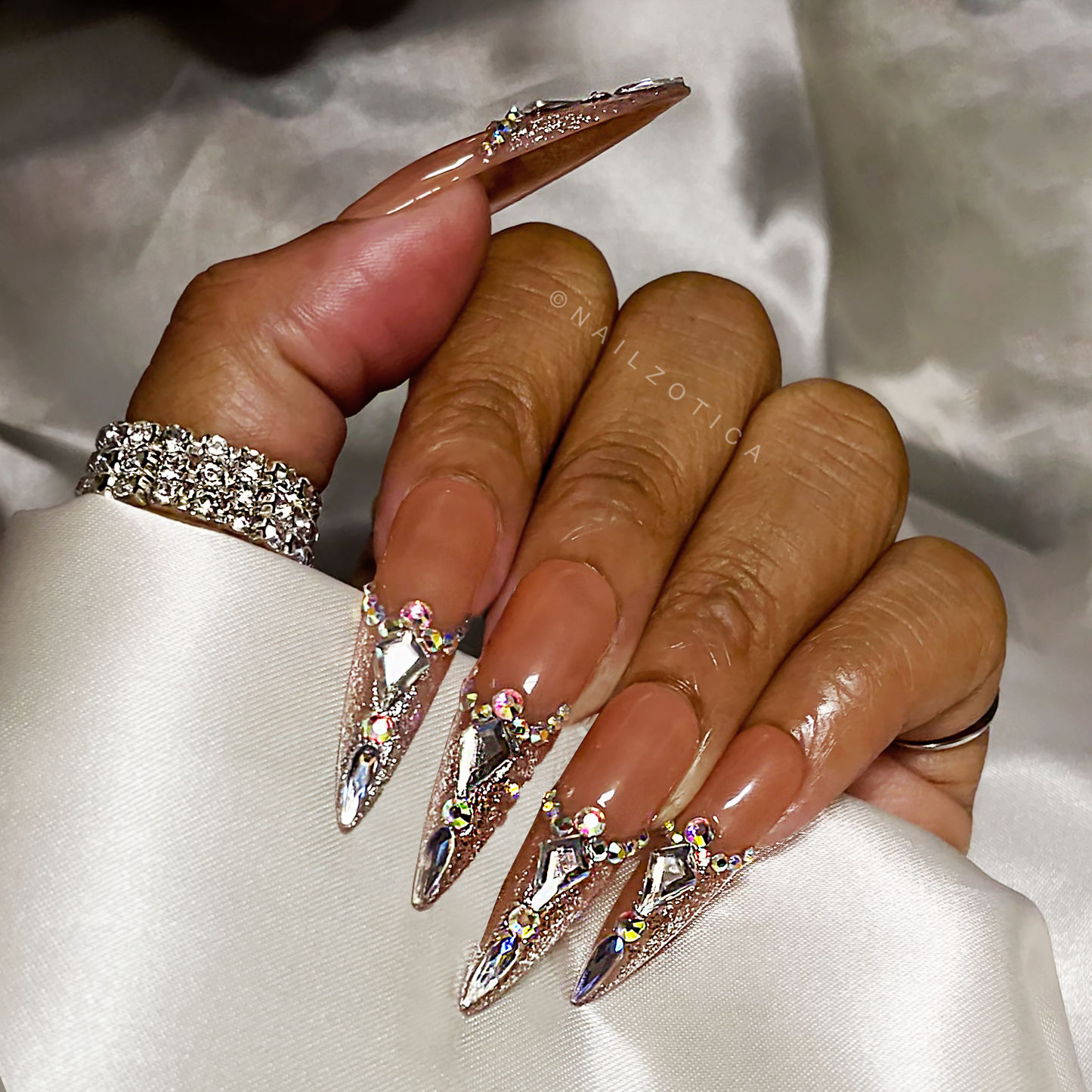 Ice Princess - Long Length 40mm Stiletto Pointy Shape Natural Transparent Base Silver Glitter Rhinestone Reusable Acrylic Gel UV Hand-Painted High Quality Handmade Luxury Press On Stiletto Nails