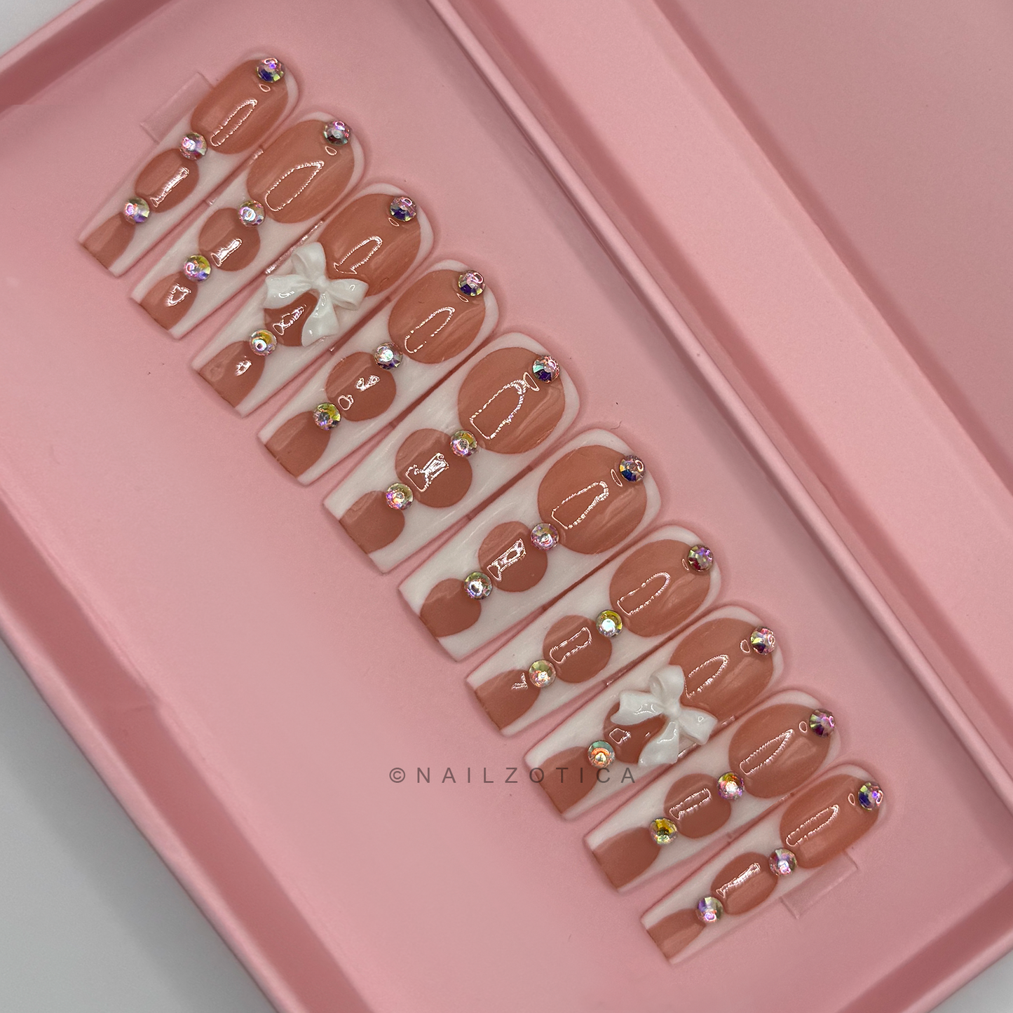 Nailzotica Bow Charm Reusable Acrylic Gel UV High Quality Handmade Luxury Press On Nails