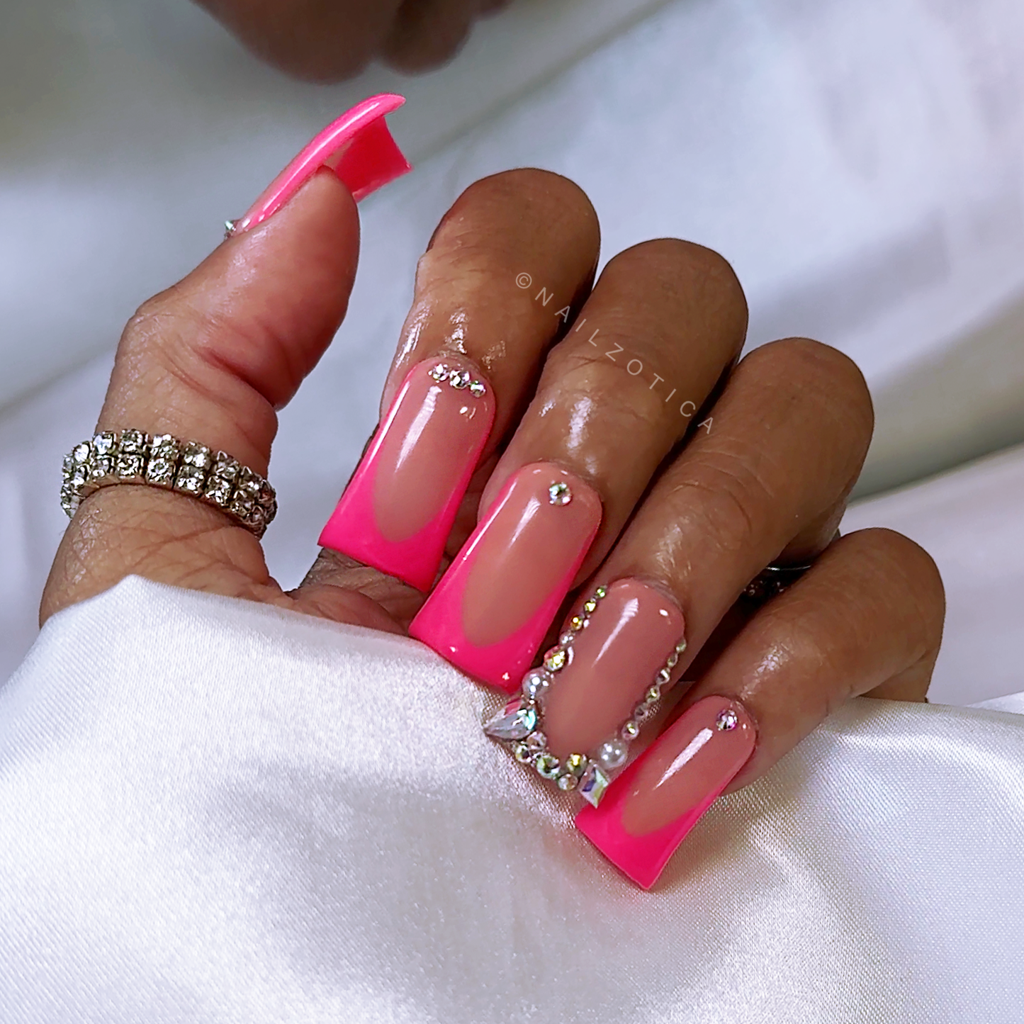 Pretty 'N Pink - Medium Length 30mm Duck Shape Pink French Tip Nude Natural Transparent Base Silver Rhinestone Reusable Acrylic Gel UV Hand-Painted High Quality Handmade Luxury Press On Duck Nails